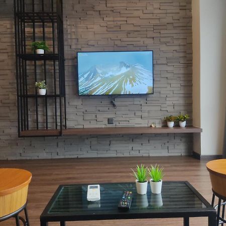 Exclusive Business Suite @ M Summit 191 George Town Exteriör bild