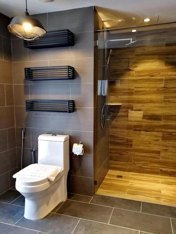 Exclusive Business Suite @ M Summit 191 George Town Exteriör bild